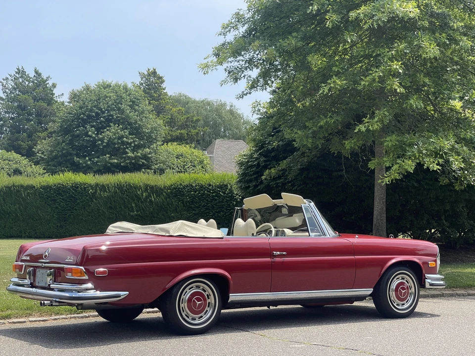 1971 Mercedes-Benz W111 280SE 3.5 Cabriolet - Image 19 of 31