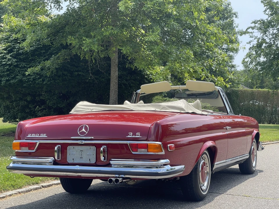 1971 Mercedes-Benz W111 280SE 3.5 Cabriolet - Image 24 of 31