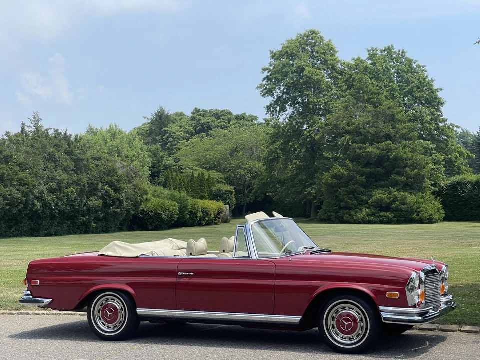 1971 Mercedes-Benz W111 280SE 3.5 Cabriolet - Image 13 of 31