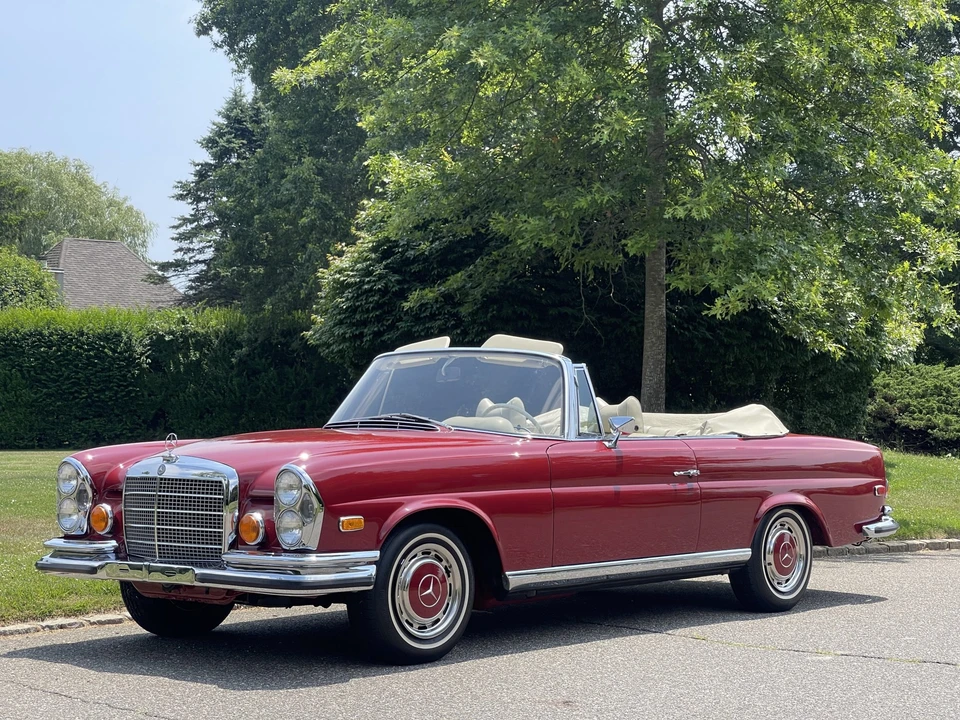 1971 Mercedes-Benz W111 280SE 3.5 Cabriolet - Image 2 of 31