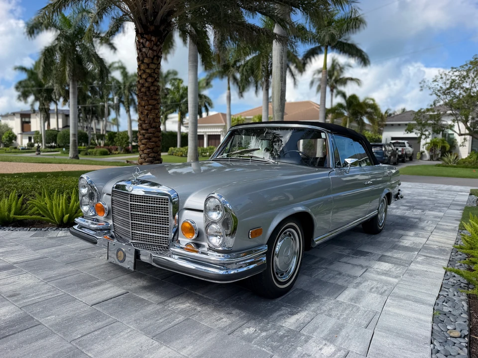 1971 Mercedes-Benz W111 280SE 3.5 Cabriolet - Image 29 of 31