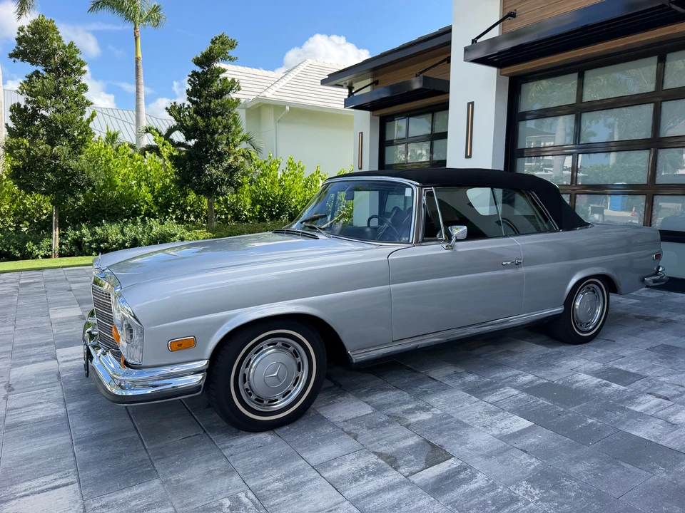 1971 Mercedes-Benz W111 280SE 3.5 Cabriolet - Image 22 of 31