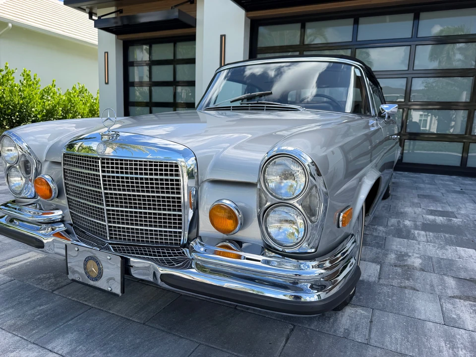 1971 Mercedes-Benz W111 280SE 3.5 Cabriolet - Image 30 of 31