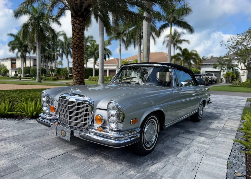 1971 Mercedes-Benz W111 280SE 3.5 Cabriolet - Image 24 of 31
