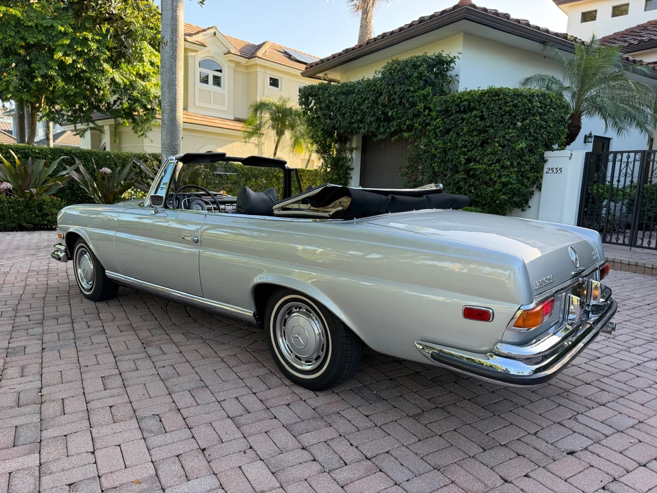 1971 Mercedes-Benz W111 280SE 3.5 Cabriolet - Image 20 of 31