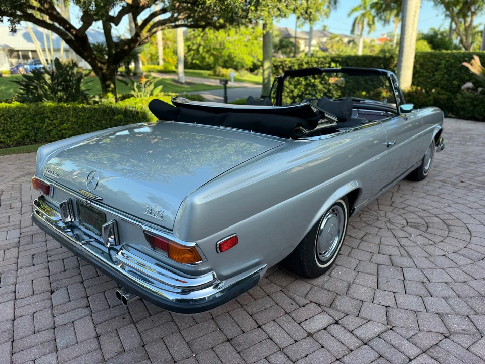 1971 Mercedes-Benz W111 280SE 3.5 Cabriolet - Image 15 of 31