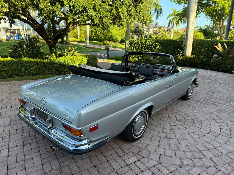 1971 Mercedes-Benz W111 280SE 3.5 Cabriolet - Image 14 of 31