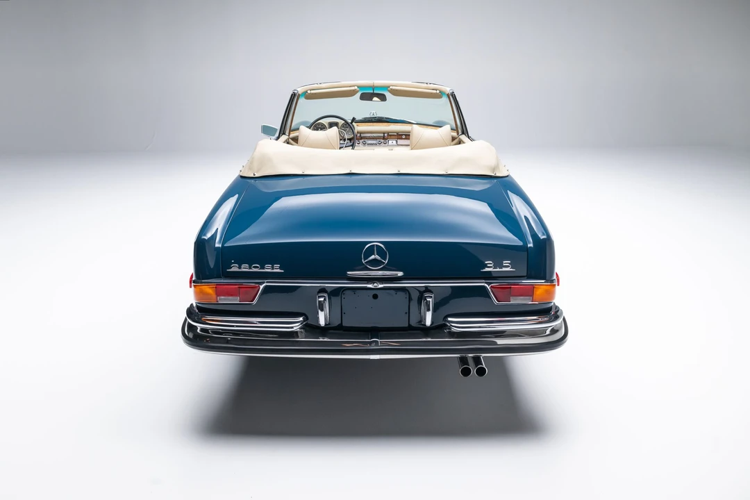 1971 Mercedes-Benz W111 280SE 3.5 Cabriolet - Image 26 of 31