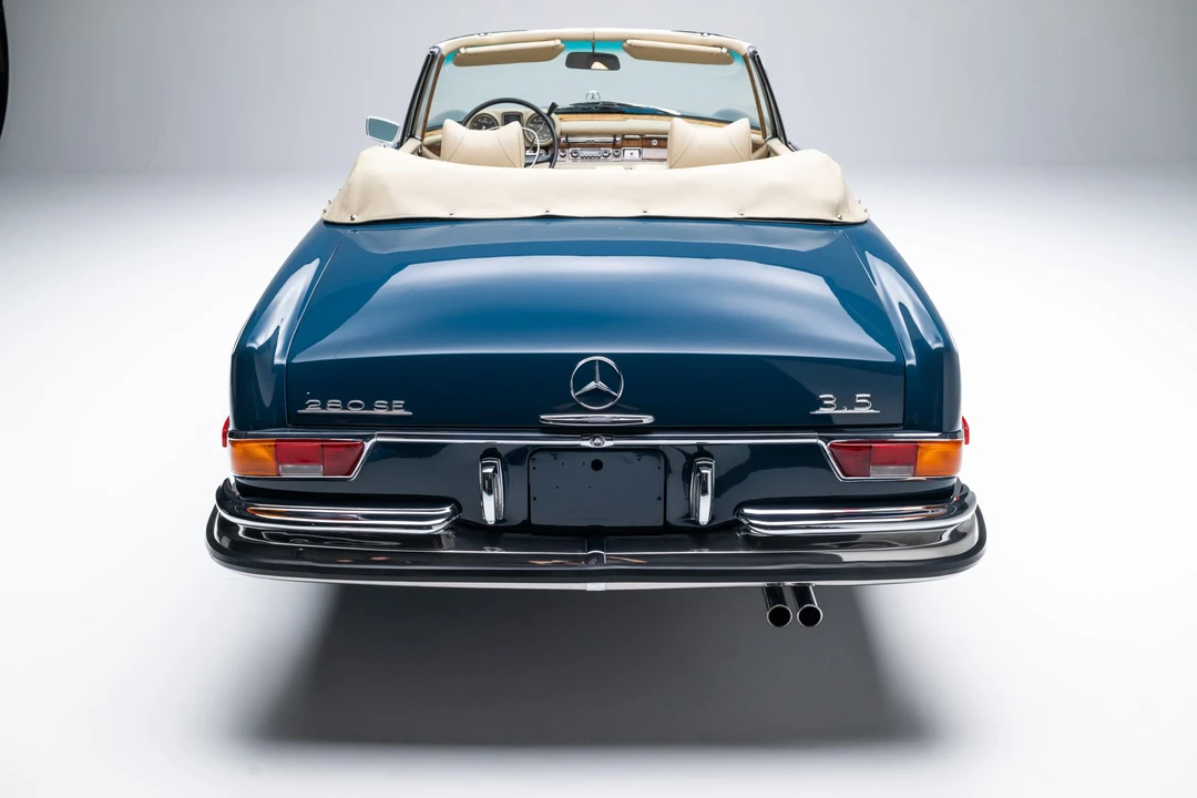 1971 Mercedes-Benz W111 280SE 3.5 Cabriolet - Image 27 of 31
