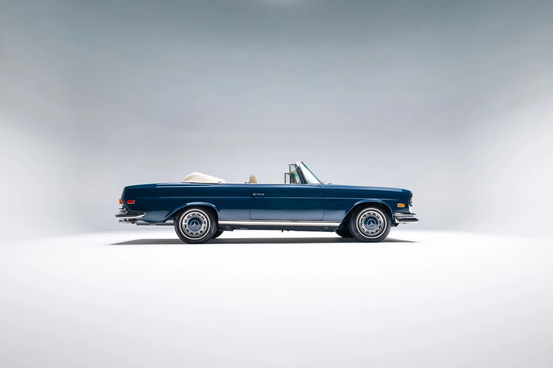 1971 Mercedes-Benz W111 280SE 3.5 Cabriolet - Image 16 of 31