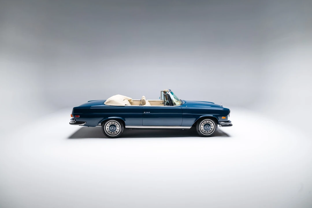 1971 Mercedes-Benz W111 280SE 3.5 Cabriolet - Image 19 of 31