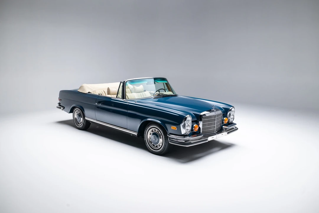 1971 Mercedes-Benz W111 280SE 3.5 Cabriolet - Image 12 of 31