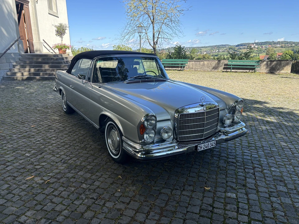 1971 Mercedes-Benz W111 280SE 3.5 Cabriolet - Image 6 of 31