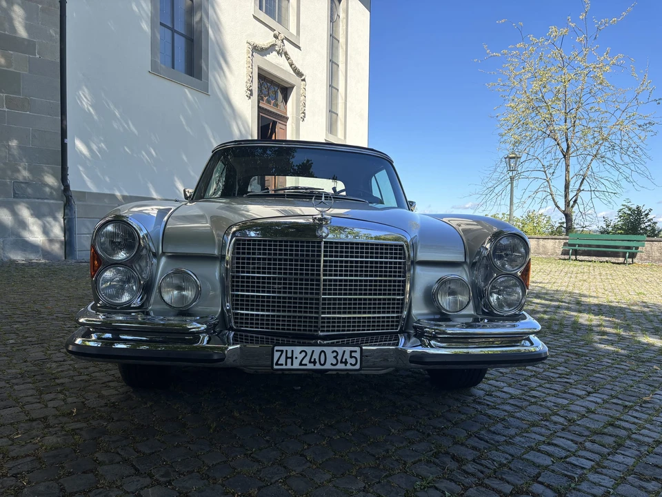 1971 Mercedes-Benz W111 280SE 3.5 Cabriolet - Image 5 of 31