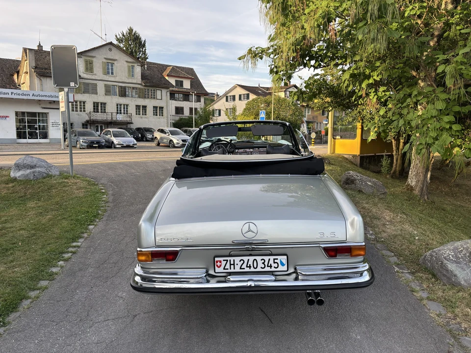 1971 Mercedes-Benz W111 280SE 3.5 Cabriolet - Image 23 of 31
