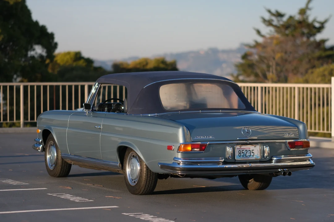 1971 Mercedes-Benz W111 280SE 3.5 Cabriolet - Image 17 of 31