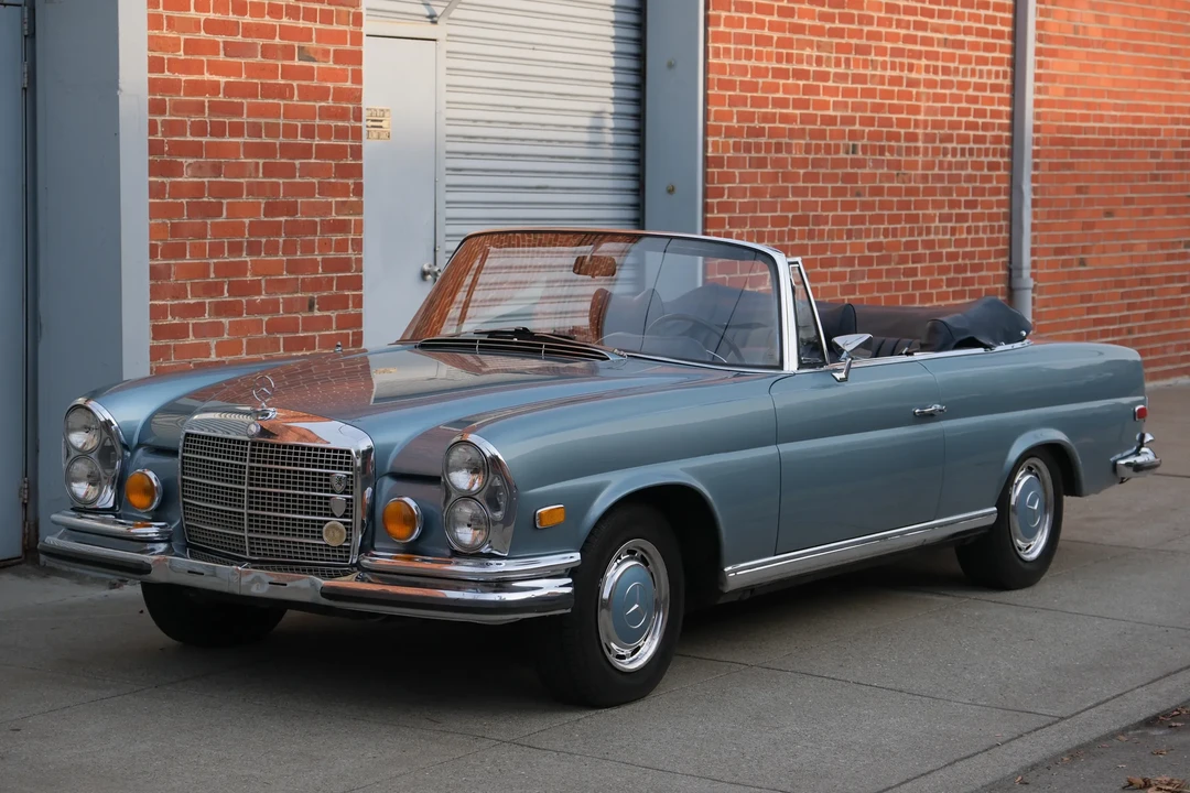 1971 Mercedes-Benz W111 280SE 3.5 Cabriolet - Image 2 of 31