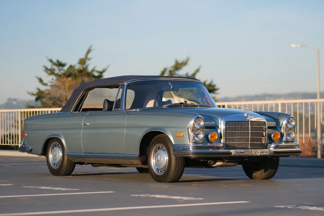 1971 Mercedes-Benz W111 280SE 3.5 Cabriolet - Image 12 of 31