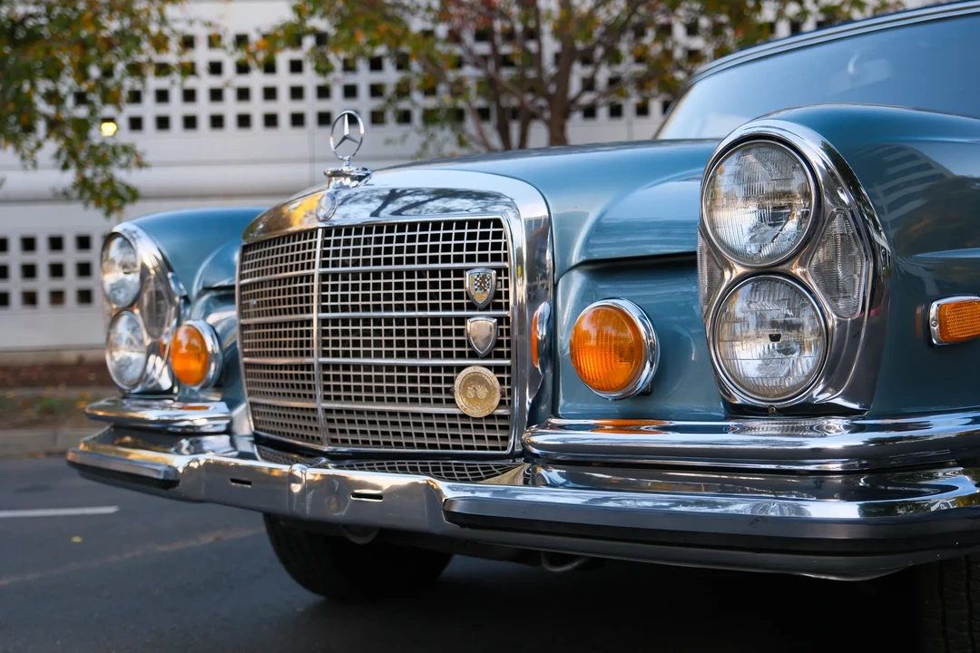 1971 Mercedes-Benz W111 280SE 3.5 Cabriolet - Image 18 of 31