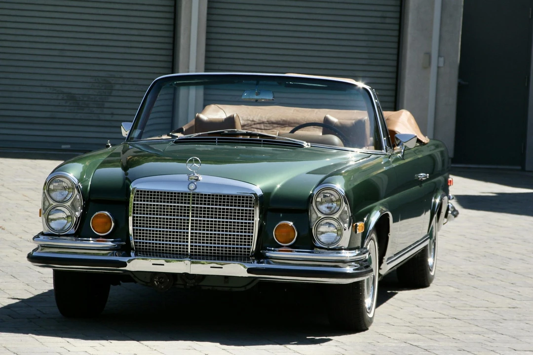 1971 Mercedes-Benz W111 280SE 3.5 Cabriolet - Image 6 of 31