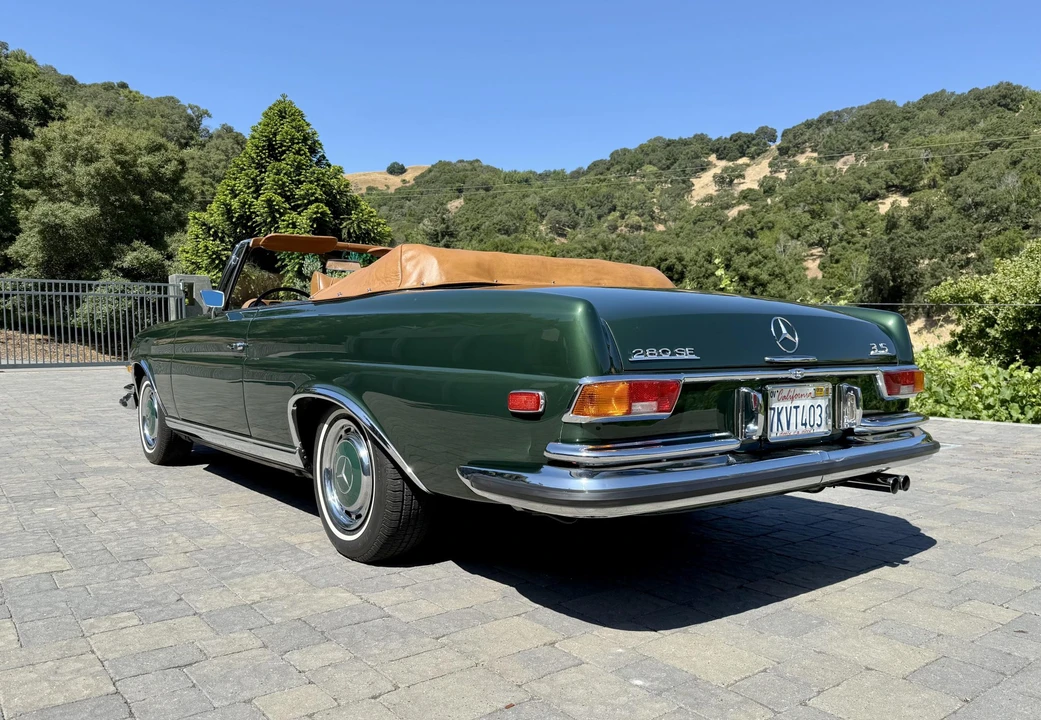 1971 Mercedes-Benz W111 280SE 3.5 Cabriolet - Image 16 of 31