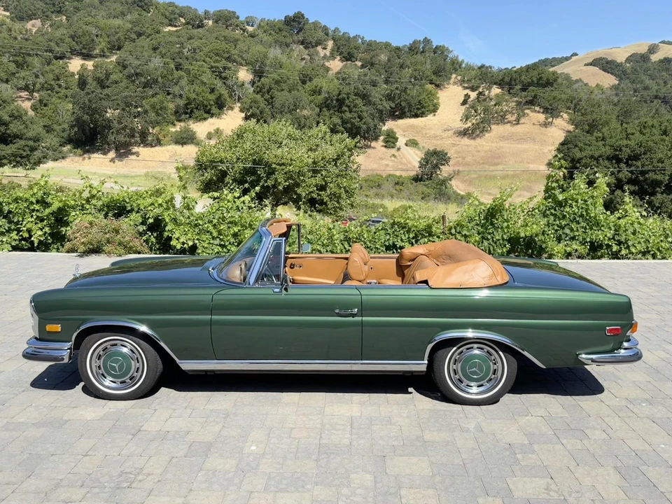 1971 Mercedes-Benz W111 280SE 3.5 Cabriolet - Image 17 of 31