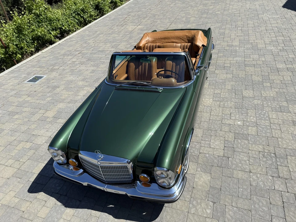 1971 Mercedes-Benz W111 280SE 3.5 Cabriolet - Image 18 of 31