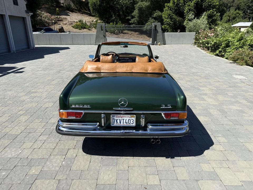 1971 Mercedes-Benz W111 280SE 3.5 Cabriolet - Image 14 of 31
