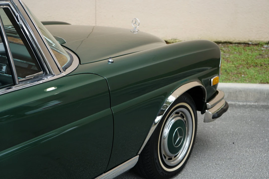 1971 Mercedes-Benz W111 280SE 3.5 Coupe - Image 29 of 31