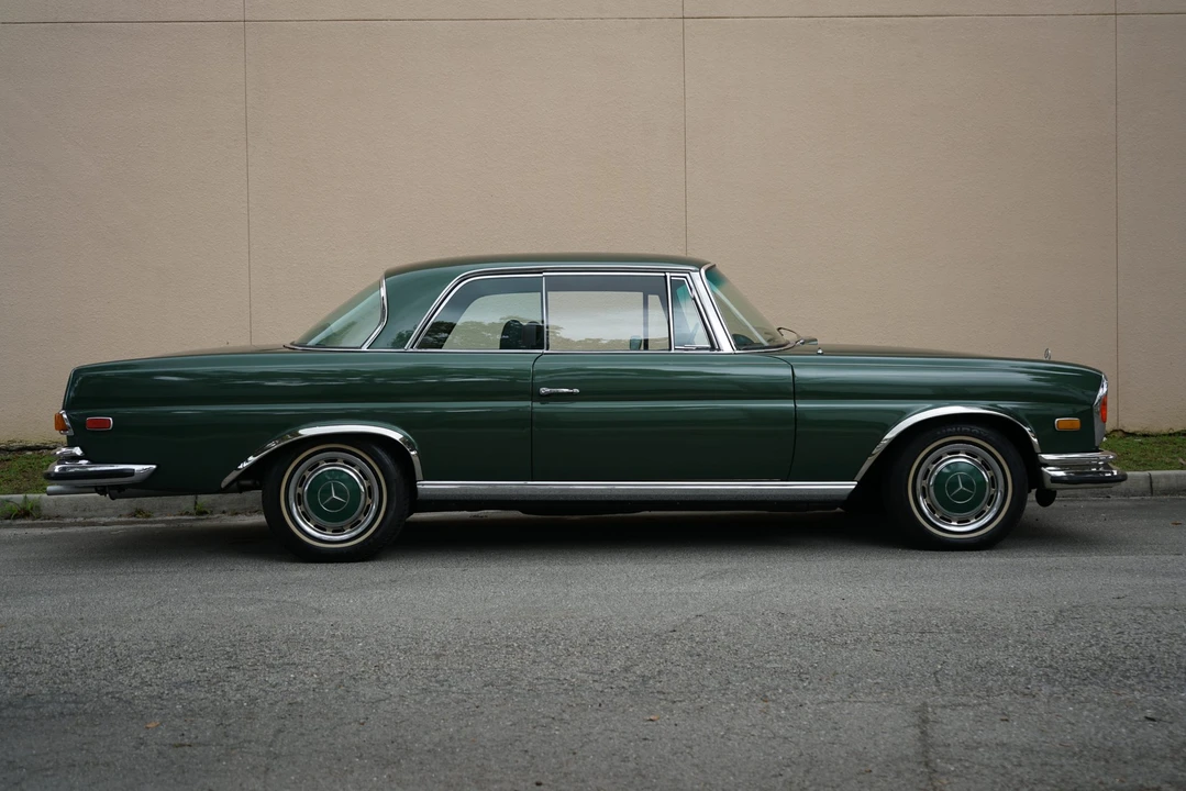 1971 Mercedes-Benz W111 280SE 3.5 Coupe - Image 10 of 31