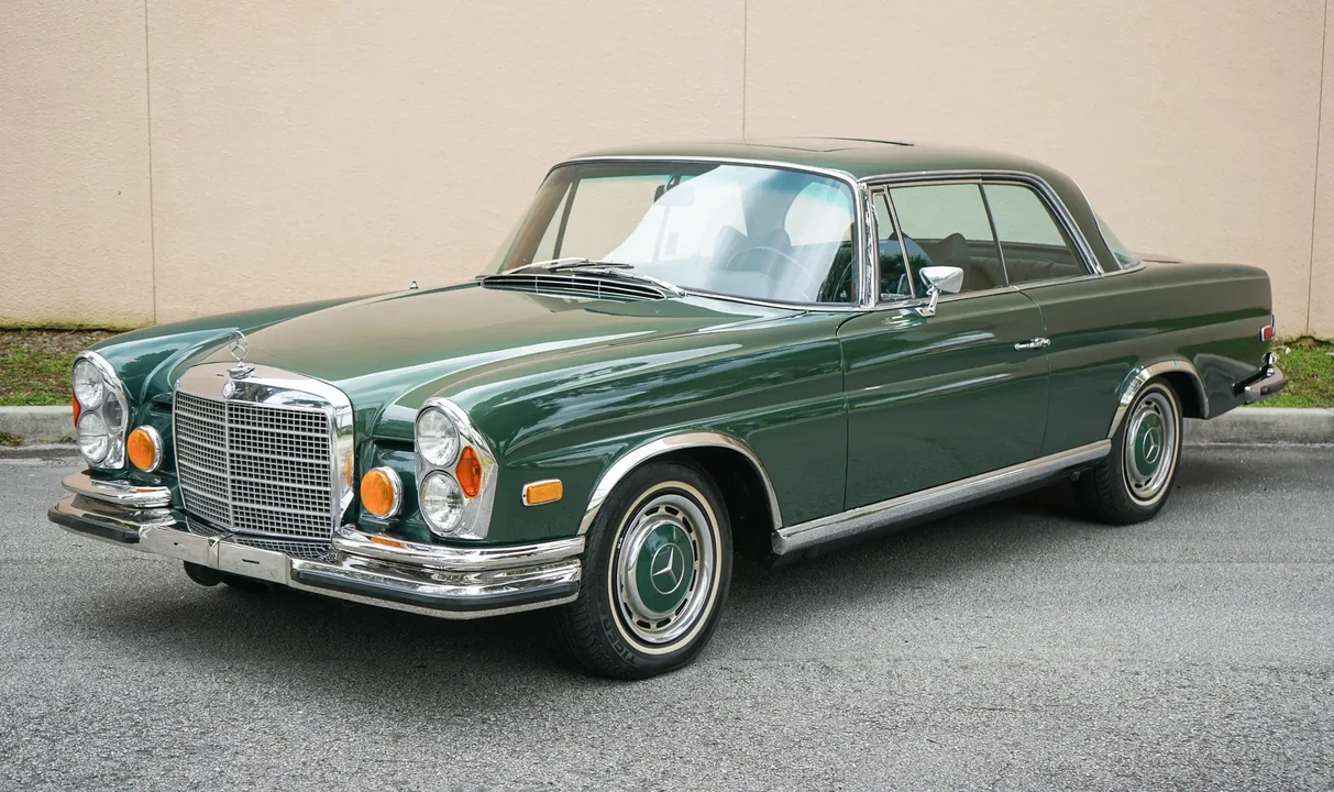 1971 Mercedes-Benz W111 280SE 3.5 Coupe - Image 4 of 6