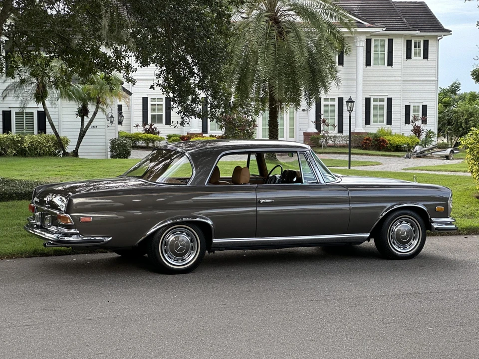 1971 Mercedes-Benz W111 280SE 3.5 Coupe - Image 10 of 31