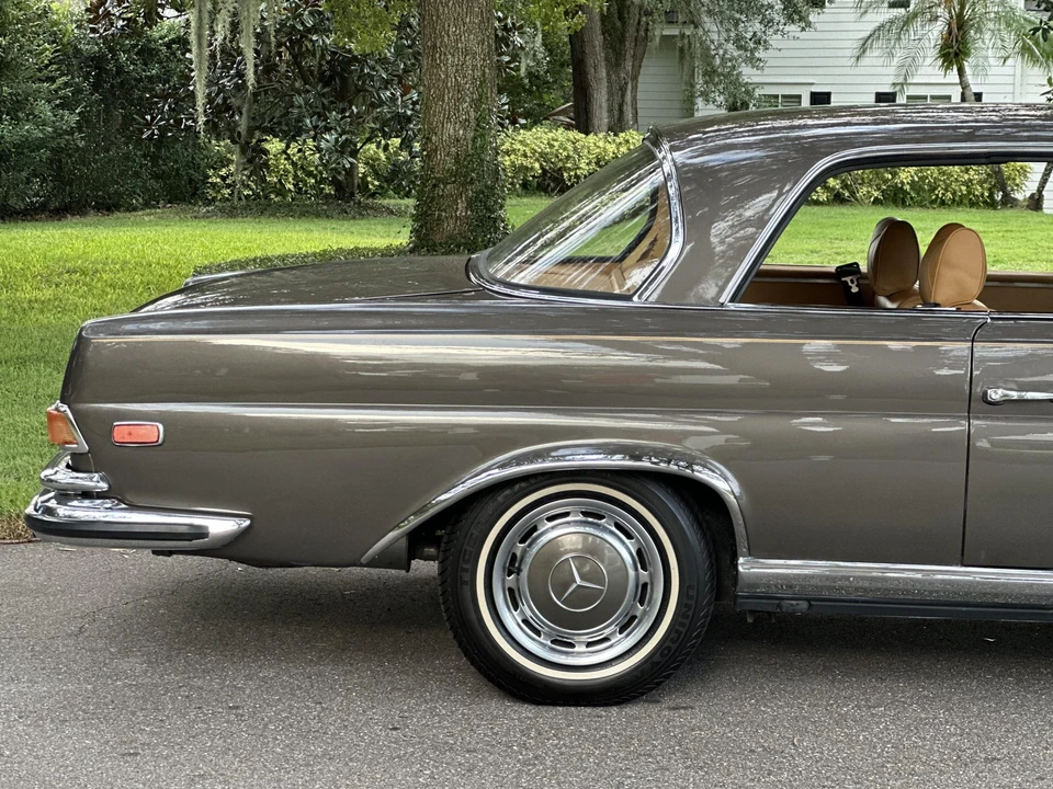 1971 Mercedes-Benz W111 280SE 3.5 Coupe - Image 21 of 31