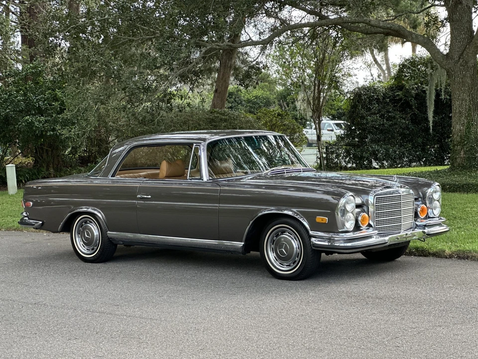 1971 Mercedes-Benz W111 280SE 3.5 Coupe - Image 12 of 31