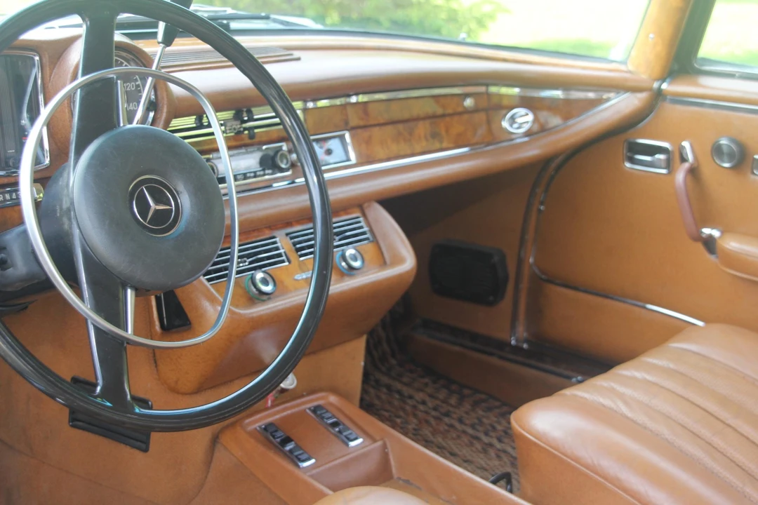 1971 Mercedes-Benz W111 280SE 3.5 Coupe - Image 25 of 31