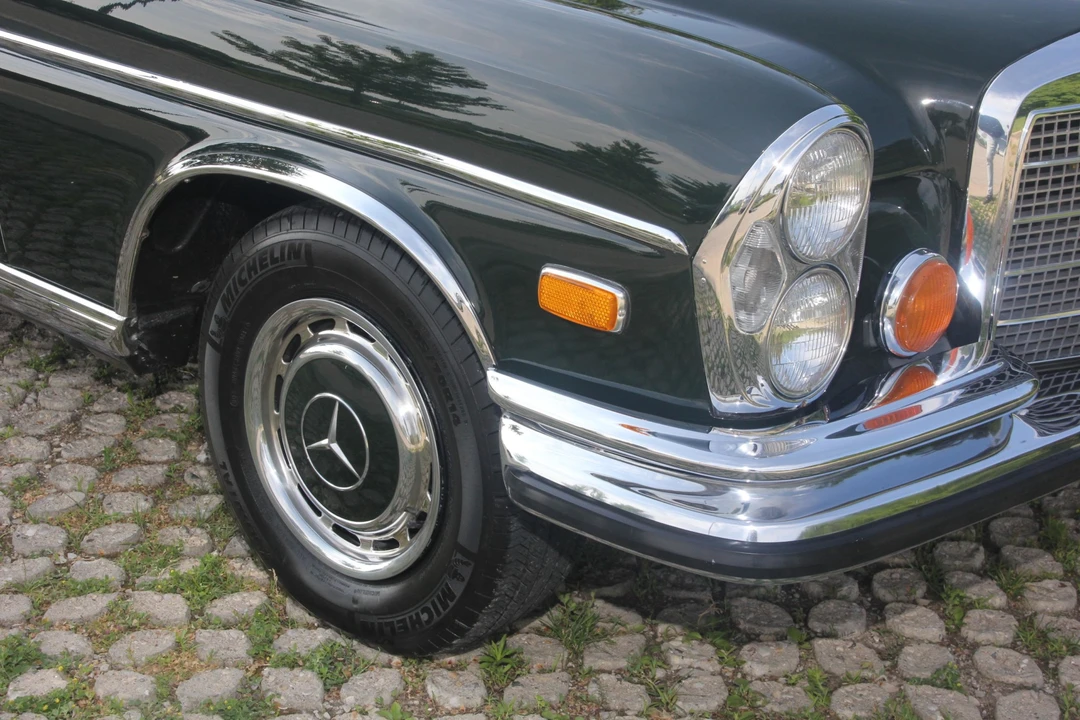 1971 Mercedes-Benz W111 280SE 3.5 Coupe - Image 14 of 31