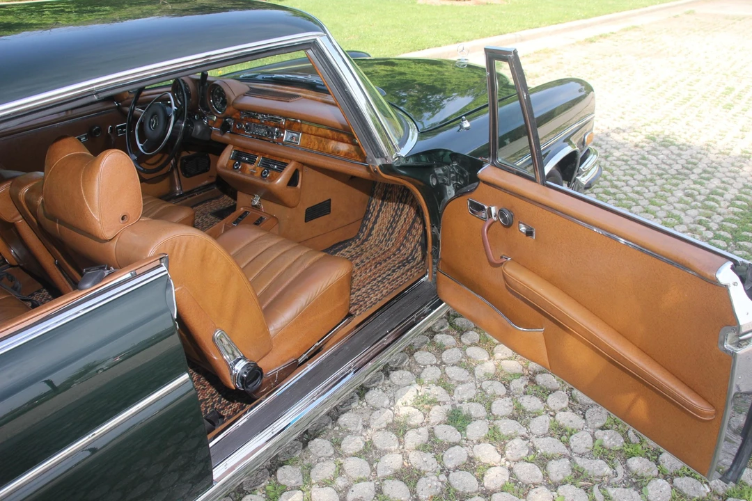1971 Mercedes-Benz W111 280SE 3.5 Coupe - Image 30 of 31