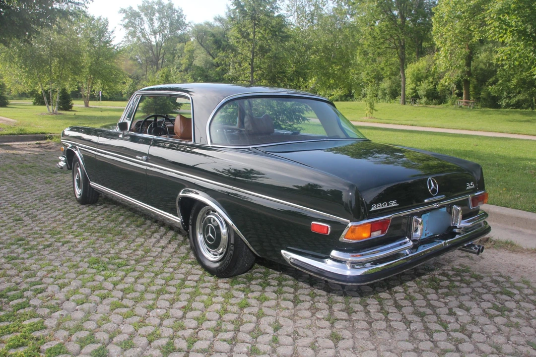 1971 Mercedes-Benz W111 280SE 3.5 Coupe - Image 11 of 31