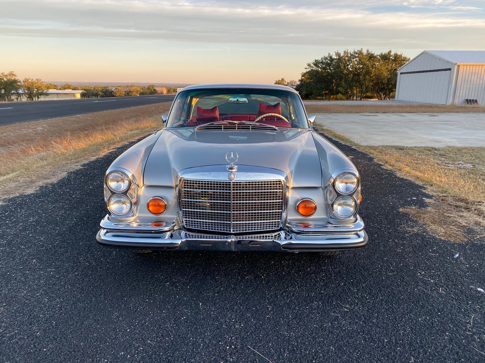 1971 Mercedes-Benz W111 280SE 3.5 Coupe - Image 24 of 31