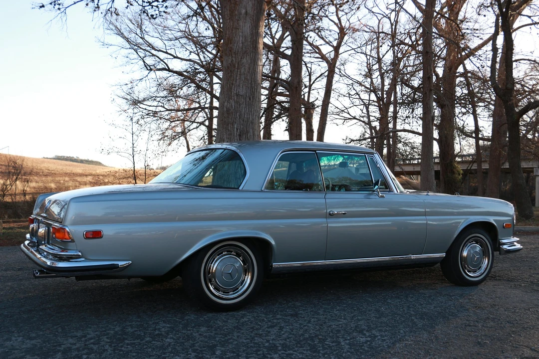 1971 Mercedes-Benz W111 280SE 3.5 Coupe - Image 16 of 31