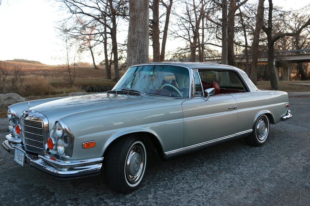1971 Mercedes-Benz W111 280SE 3.5 Coupe - Image 2 of 31