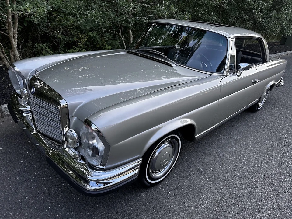 1971 Mercedes-Benz W111 280SE 3.5 Coupe - Image 8 of 31
