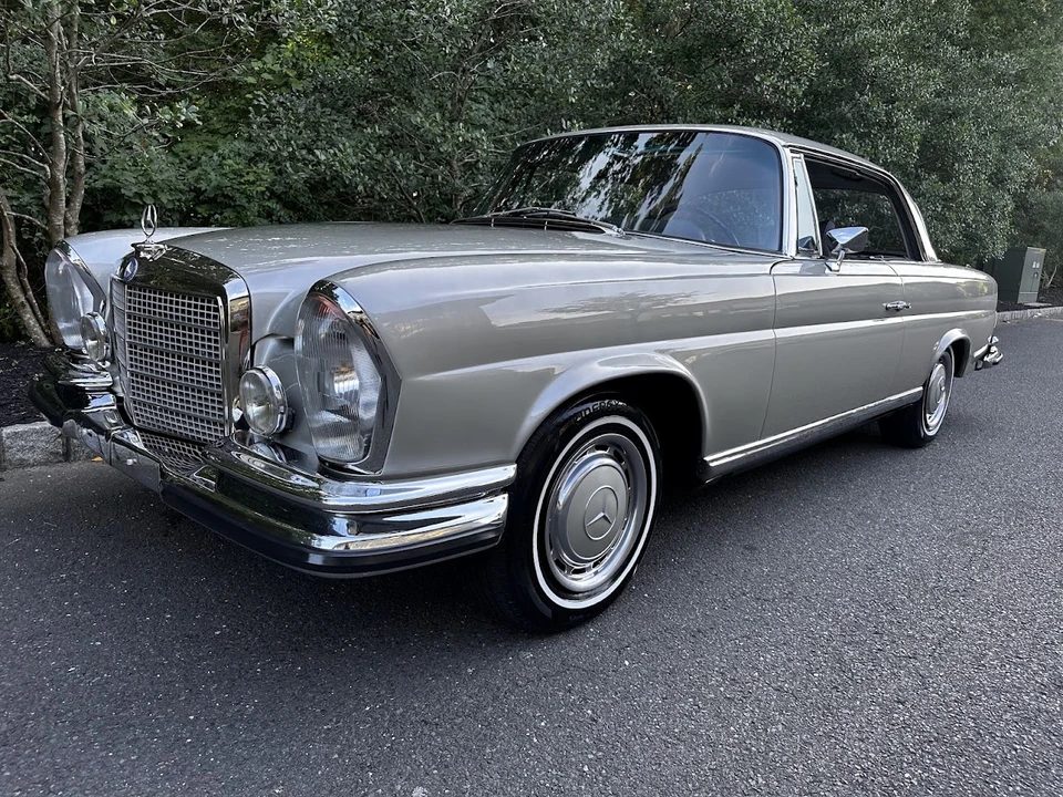 1971 Mercedes-Benz W111 280SE 3.5 Coupe - Image 6 of 31