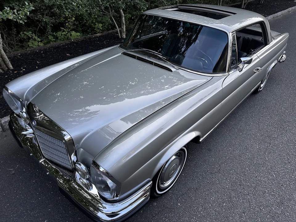 1971 Mercedes-Benz W111 280SE 3.5 Coupe - Image 10 of 31