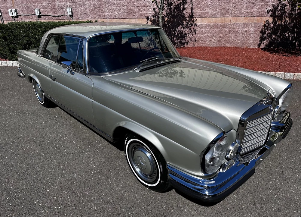 1971 Mercedes-Benz W111 280SE 3.5 Coupe - Image 18 of 31