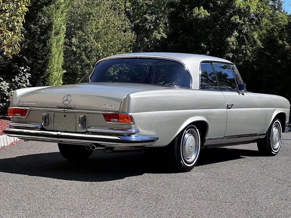 1971 Mercedes-Benz W111 280SE 3.5 Coupe - Image 30 of 31
