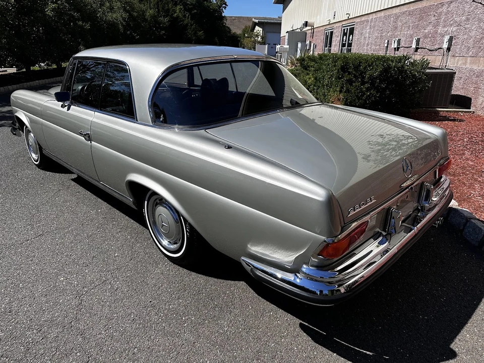 1971 Mercedes-Benz W111 280SE 3.5 Coupe - Image 23 of 31