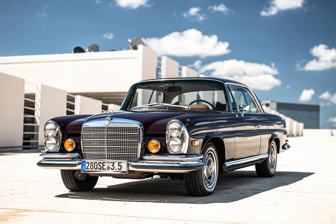 1971 Mercedes-Benz W111 280SE 3.5 Coupe - Image 4 of 31