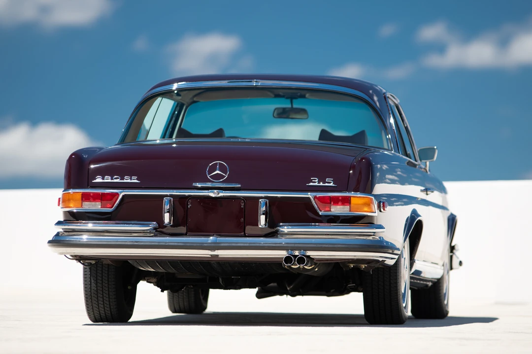 1971 Mercedes-Benz W111 280SE 3.5 Coupe - Image 11 of 31
