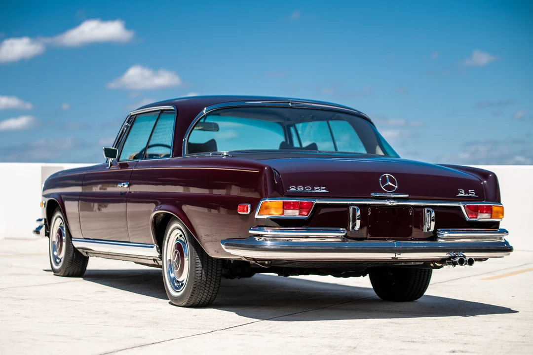1971 Mercedes-Benz W111 280SE 3.5 Coupe - Image 9 of 31